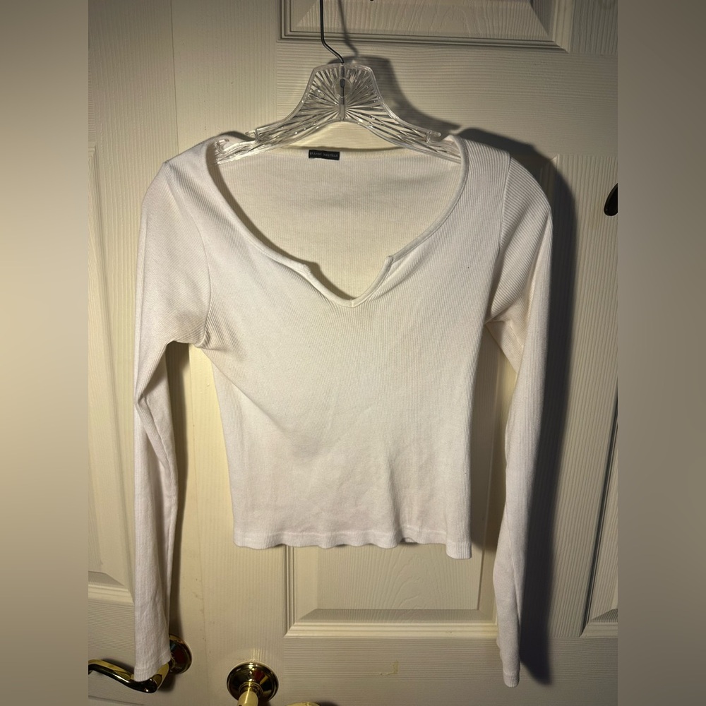 Brandy Melville White Fitted Crop Blouse